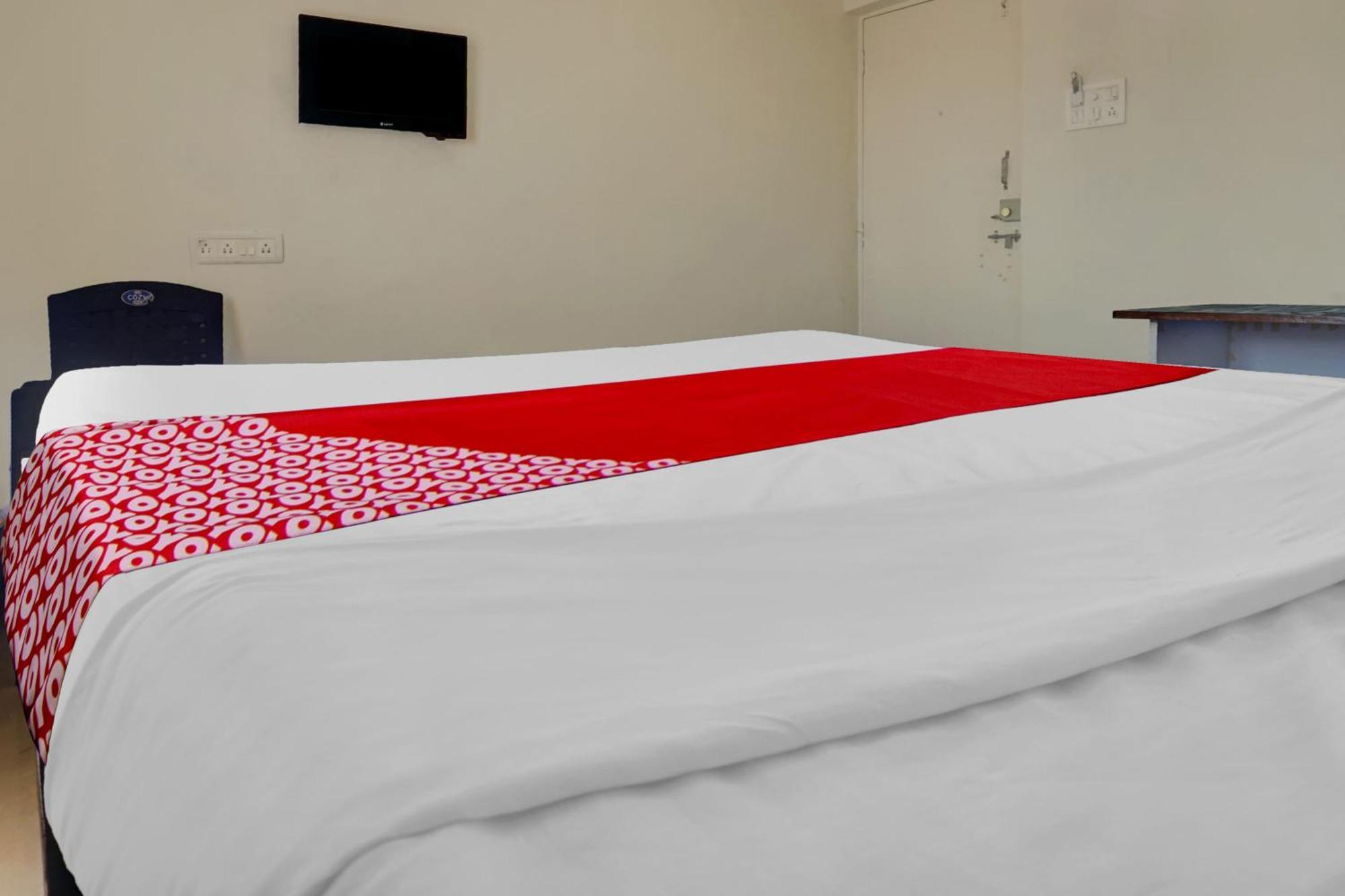 Hotel O Happy Homely Stay Sasvad Exteriér fotografie